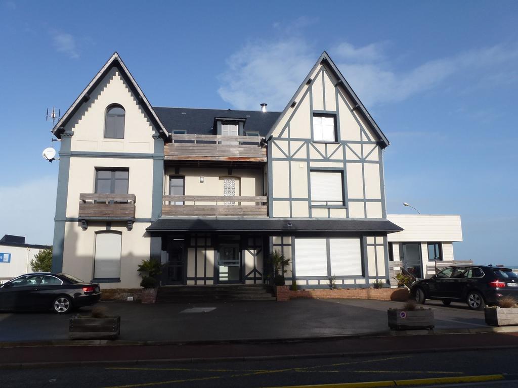 Le Normandy Apartment ปูร์วีลล์ซูร์แมร์ ห้อง รูปภาพ